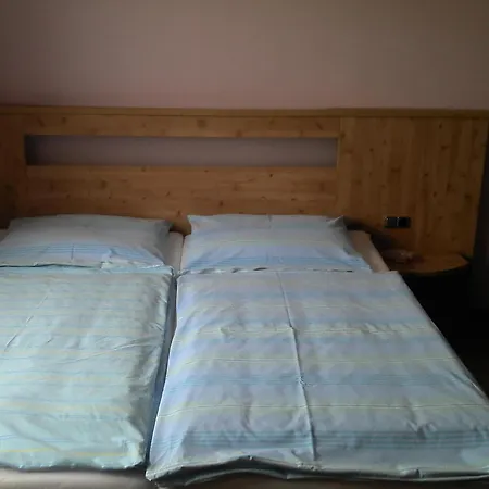 Gasthof Paradiesgartl Guest house *