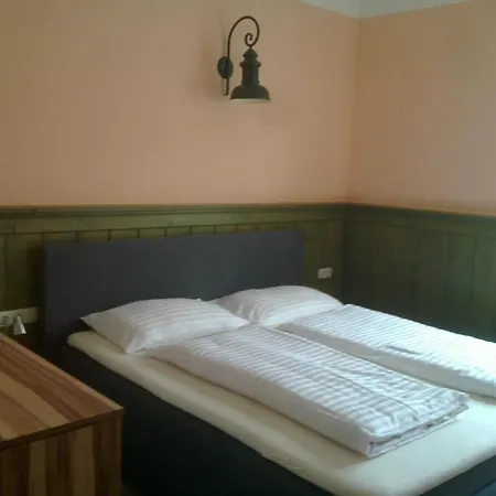 Gasthof Paradiesgartl * Kleinpochlarn