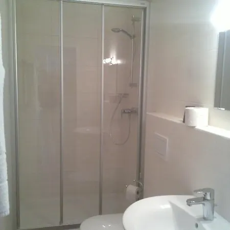 Paradiesgartl بيت ضيافة Kleinpöchlarn