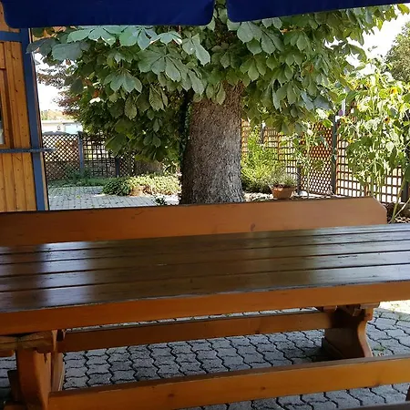 Paradiesgartl * Kleinpöchlarn