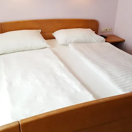 Gasthof Paradiesgartl Guest house