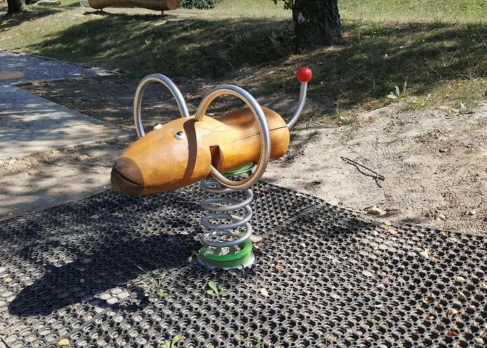 帕拉迪斯佳托酒店